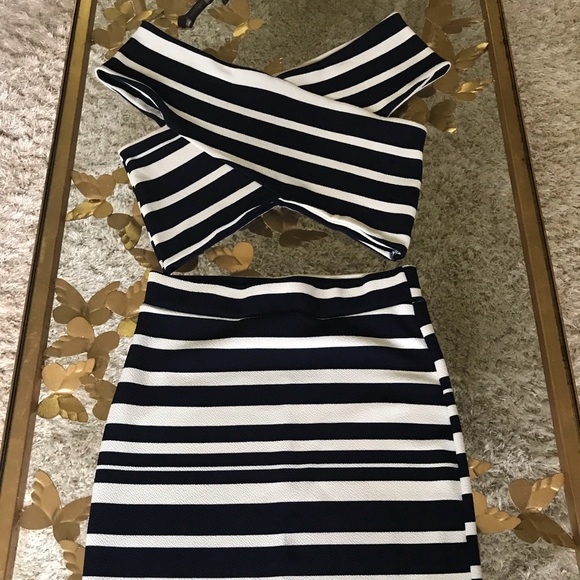 Dresses & Skirts - 2 Piece Striped Set